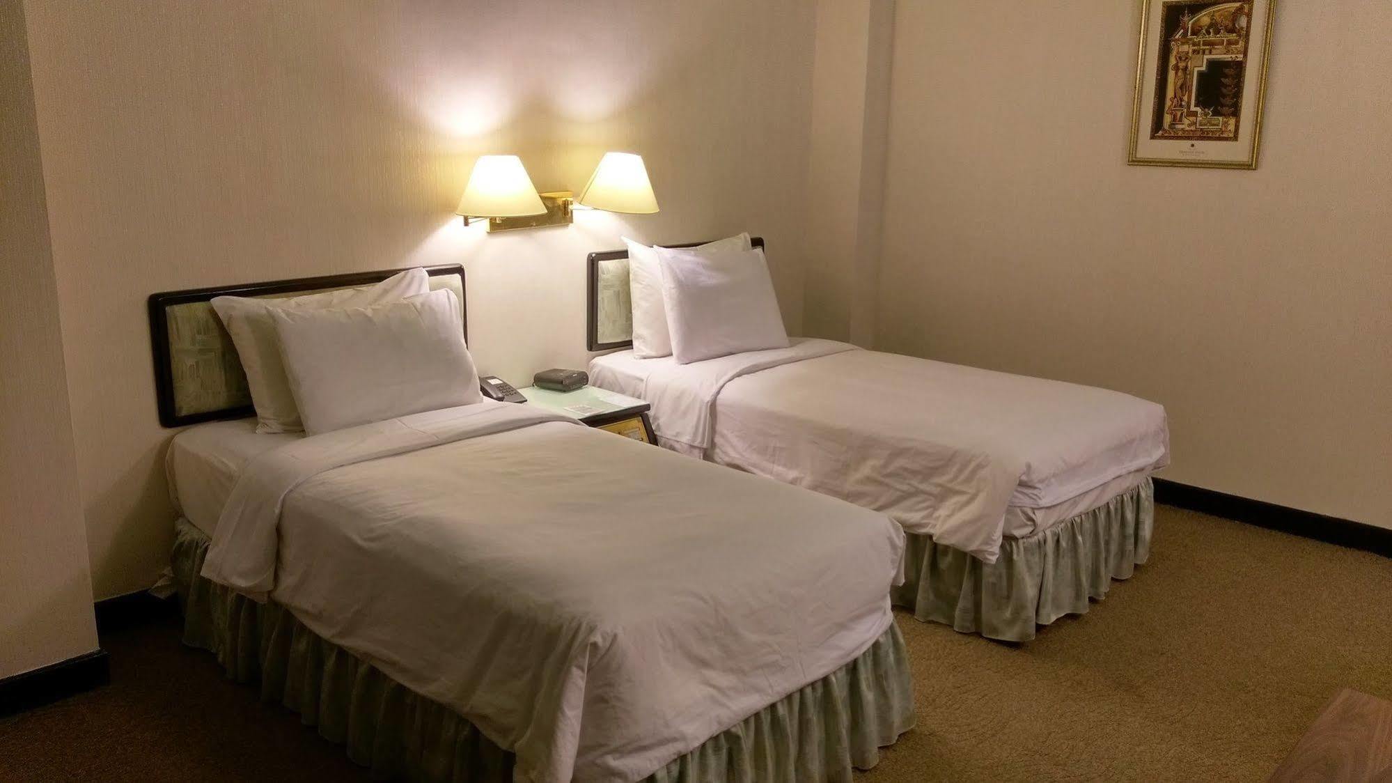 The Premier Hotel Tainan Dış mekan fotoğraf